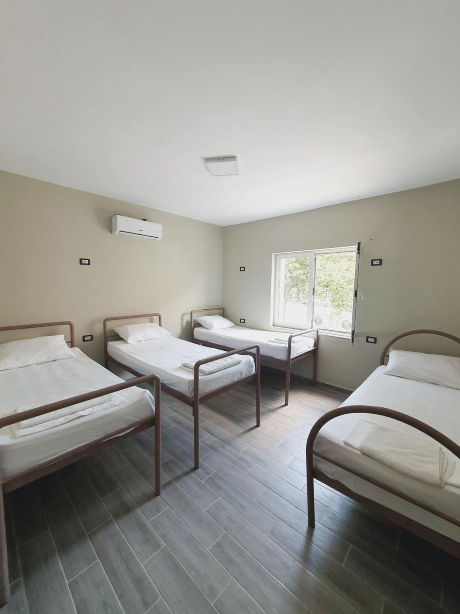 Klerichi Hotel Tirana Buitenkant foto